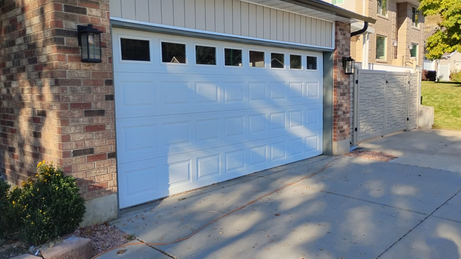 Garage Door Painters in Northern Utah